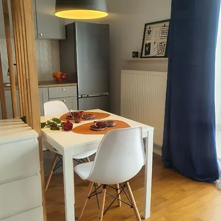Apartament Przy Metro Warszawa